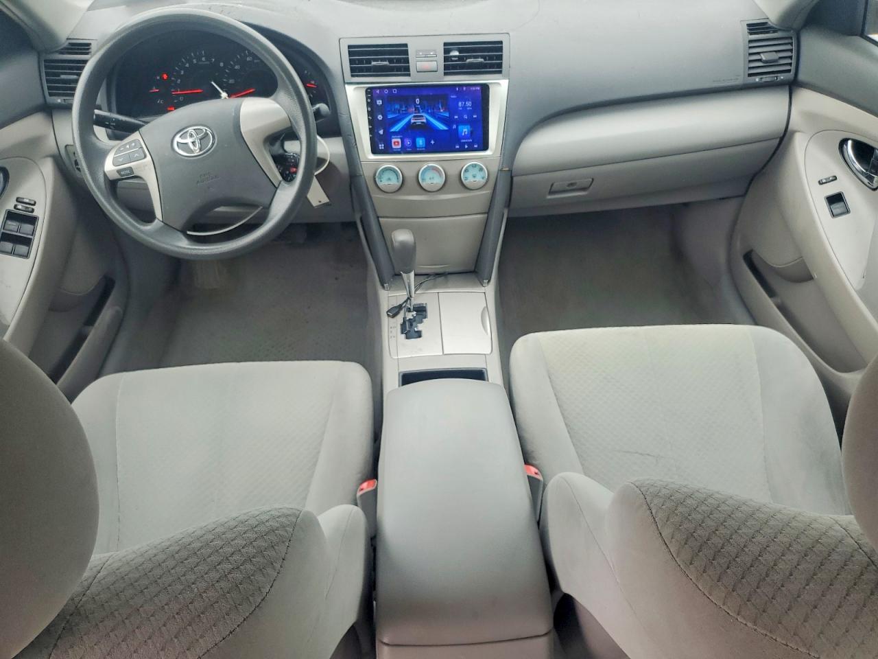 2009 TOYOTA CAMRY LE photo 15
