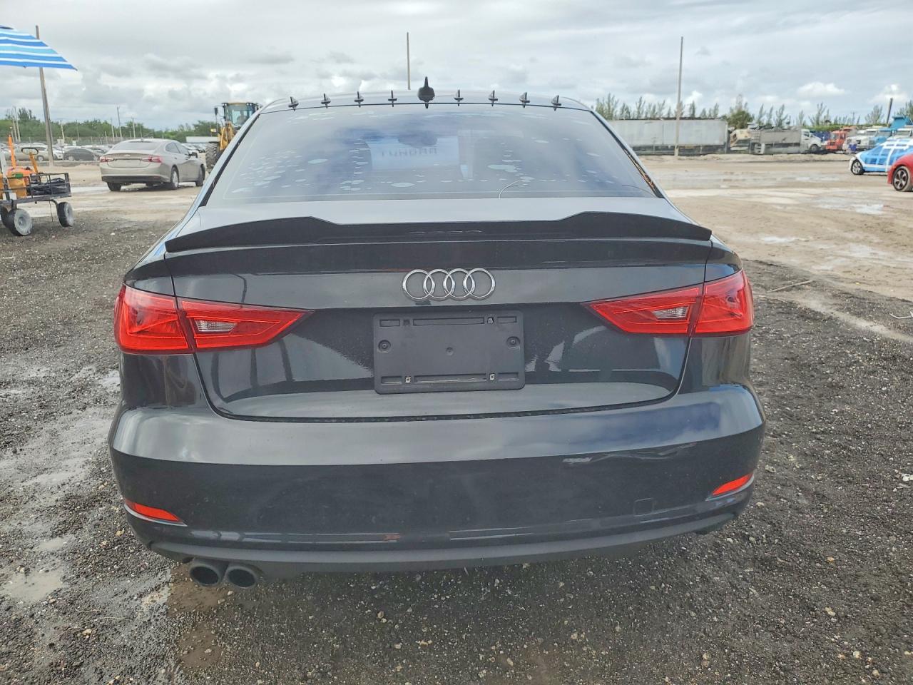 2015 AUDI A3 photo 11