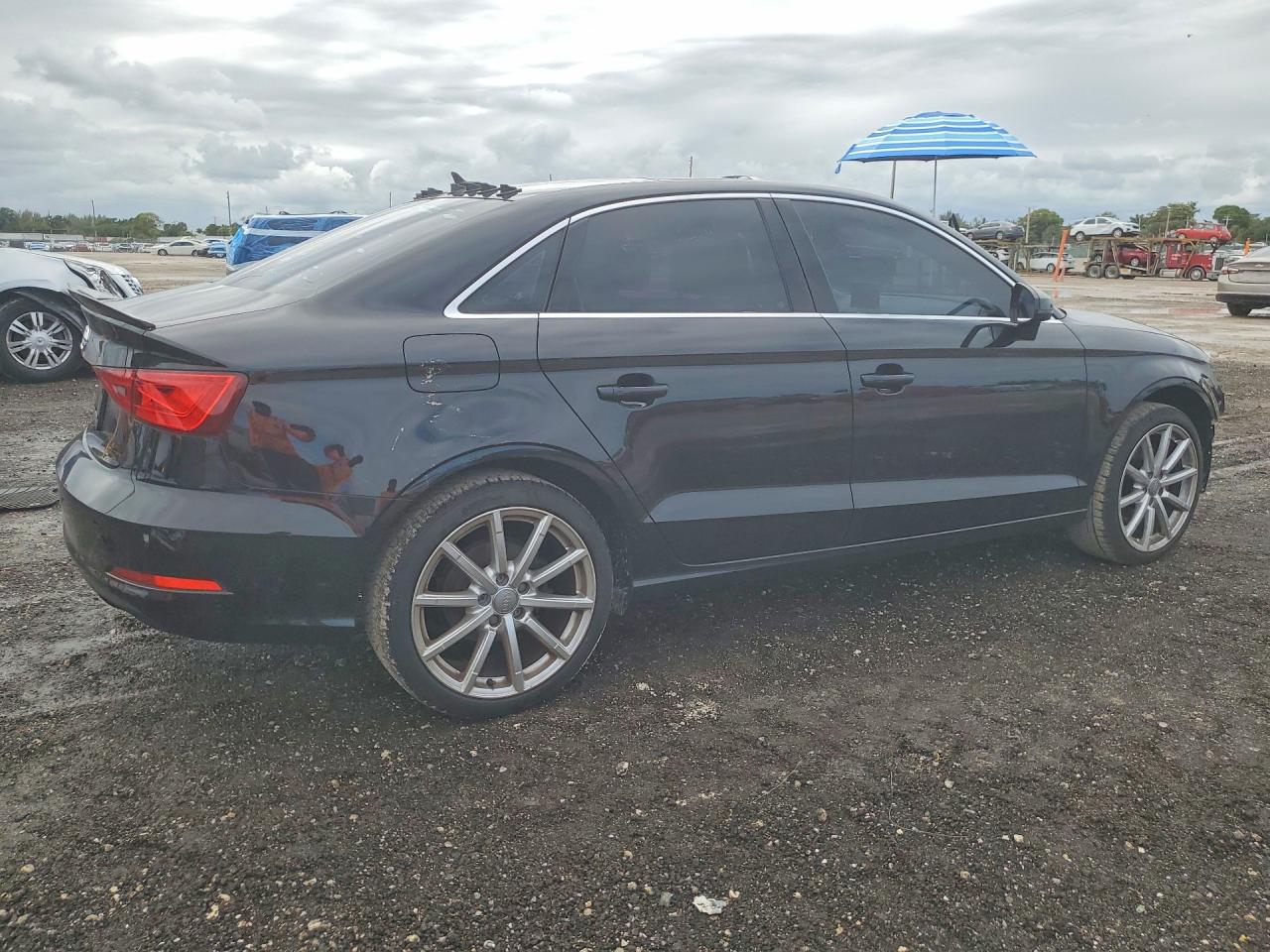 2015 AUDI A3 photo 5