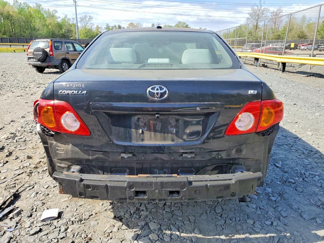 2010 TOYOTA COROLLA LE photo 6