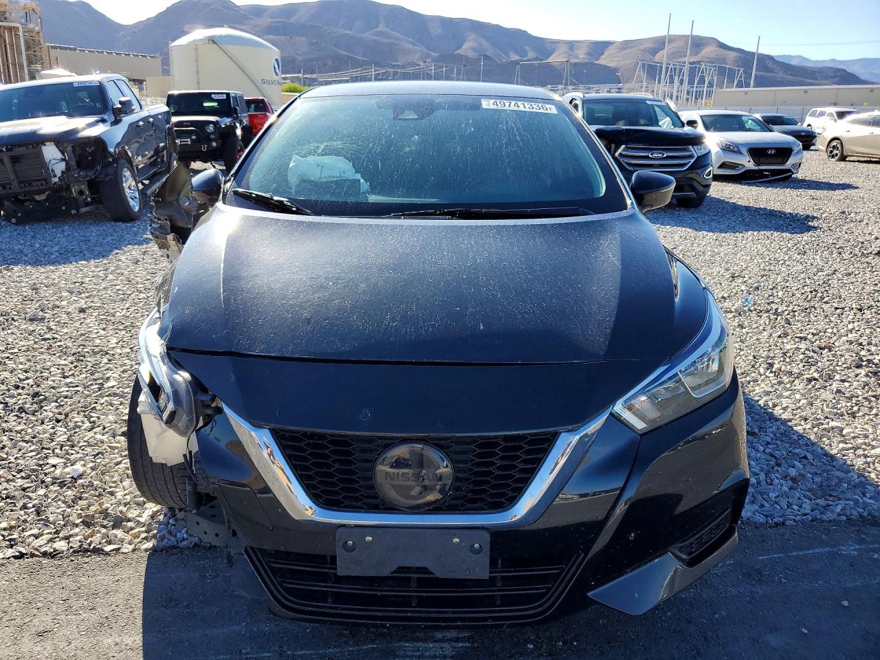 2021 NISSAN VERSA SV photo 13