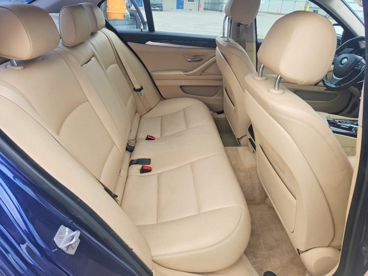 2015 BMW 535 XI photo 28