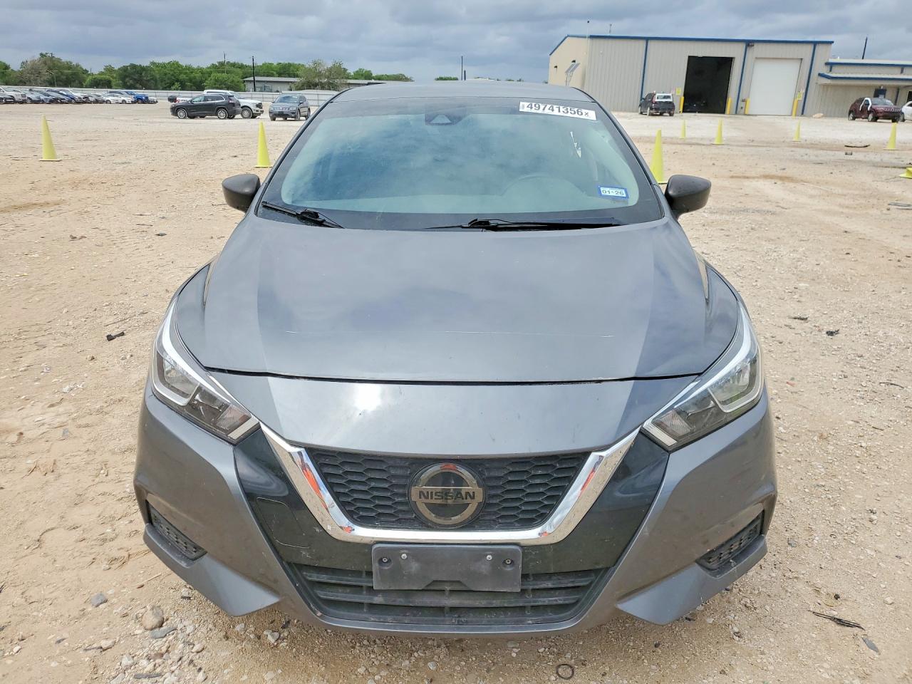 2020 NISSAN VERSA photo 13