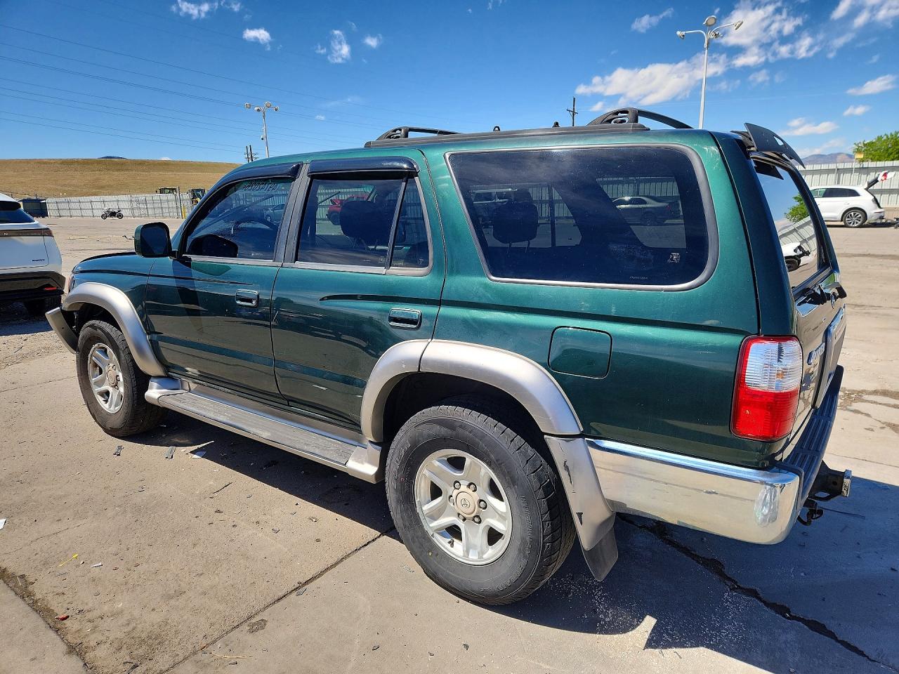 2002 TOYOTA 4RUNNER SR5 photo 4