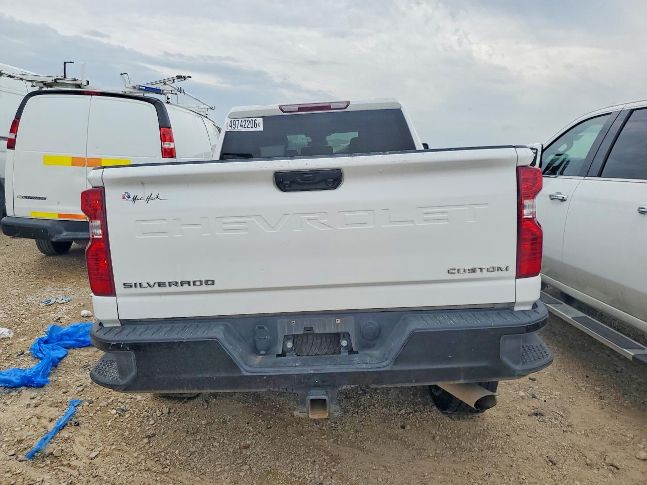 2024 CHEVROLET SILVERADO K2500 CUSTOM photo 16