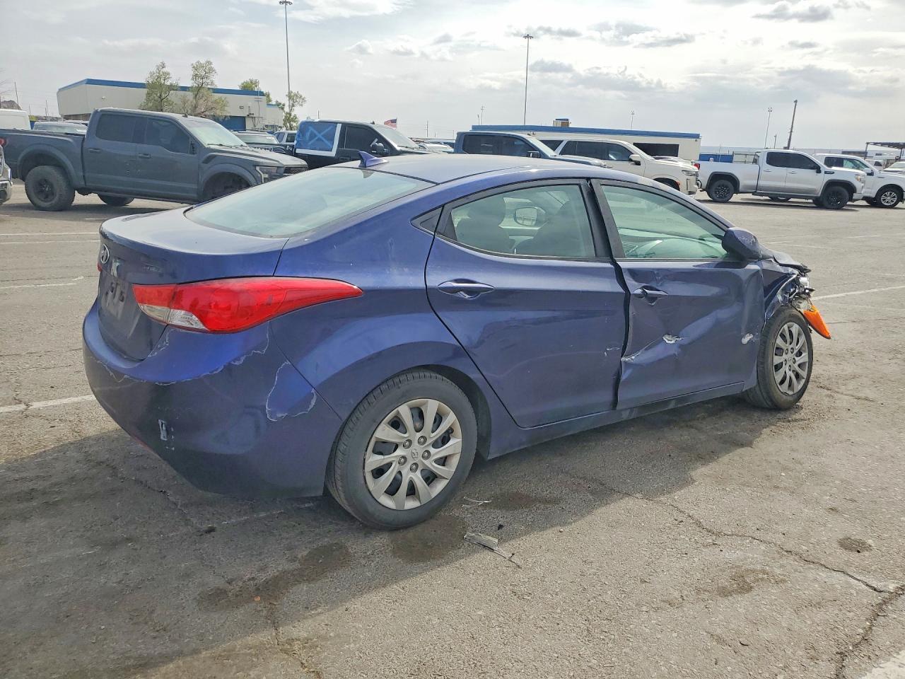 2012 HYUNDAI ELANTRA GLS photo 5