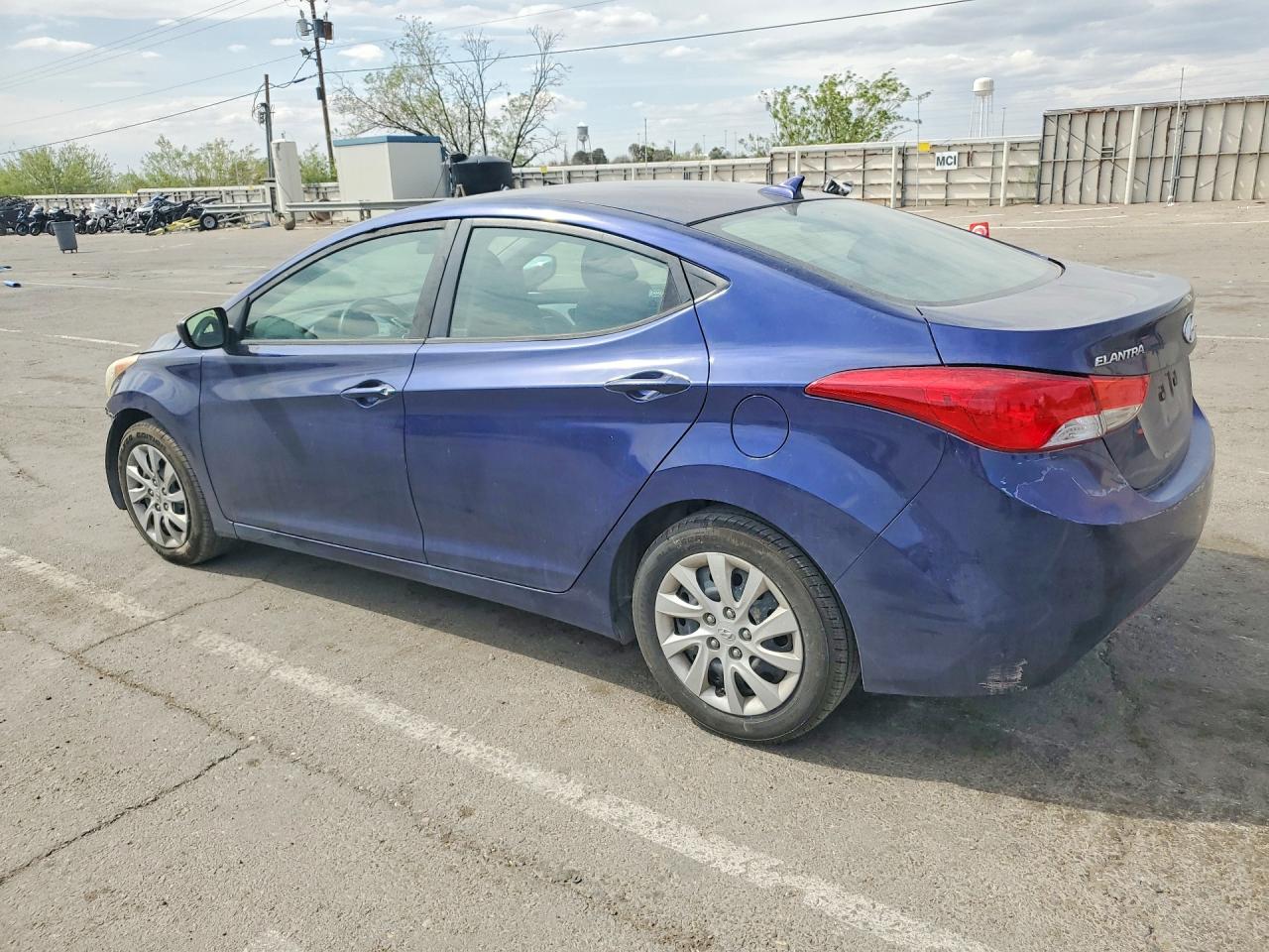 2012 HYUNDAI ELANTRA GLS photo 3