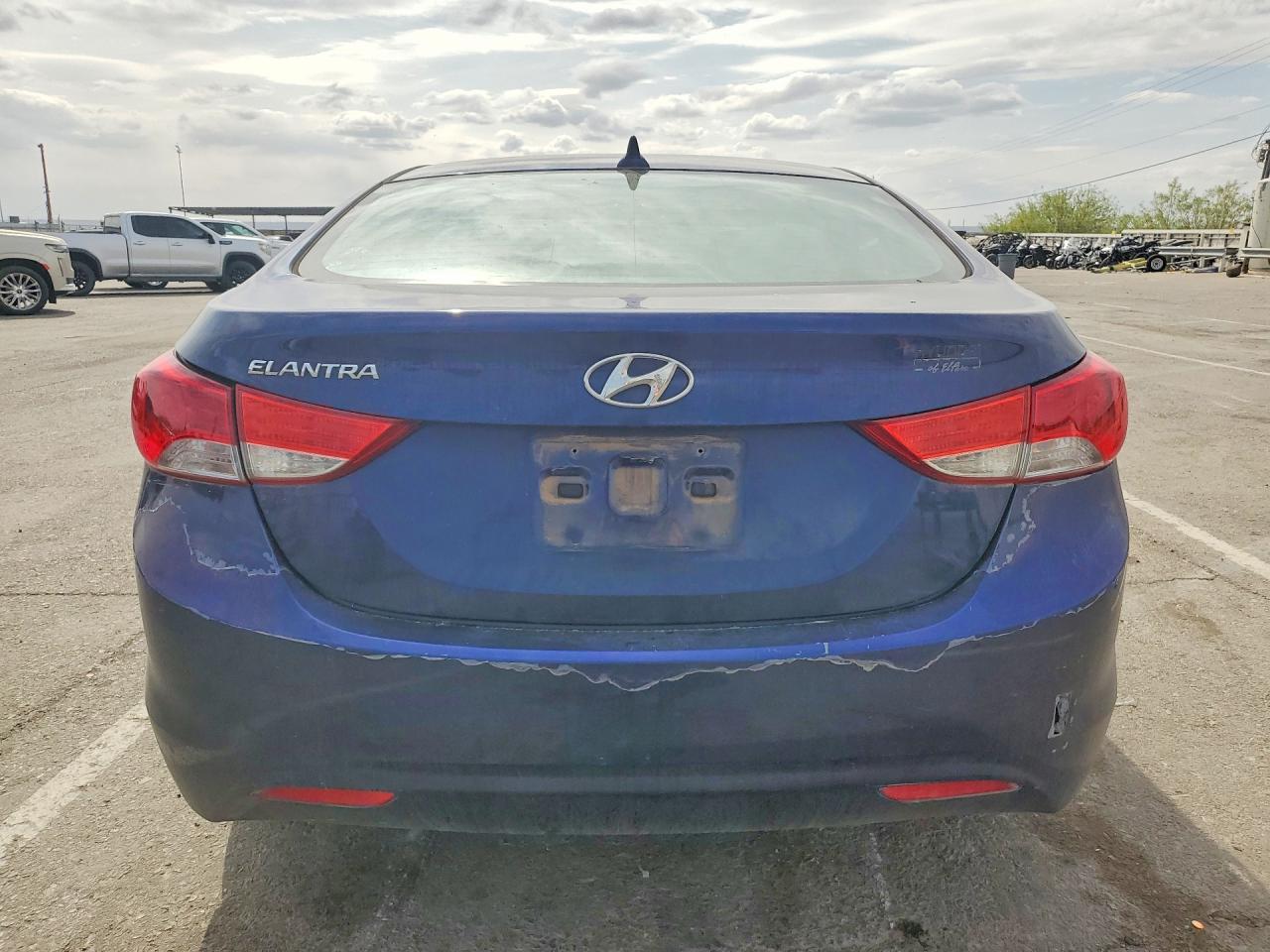 2012 HYUNDAI ELANTRA GLS photo 11