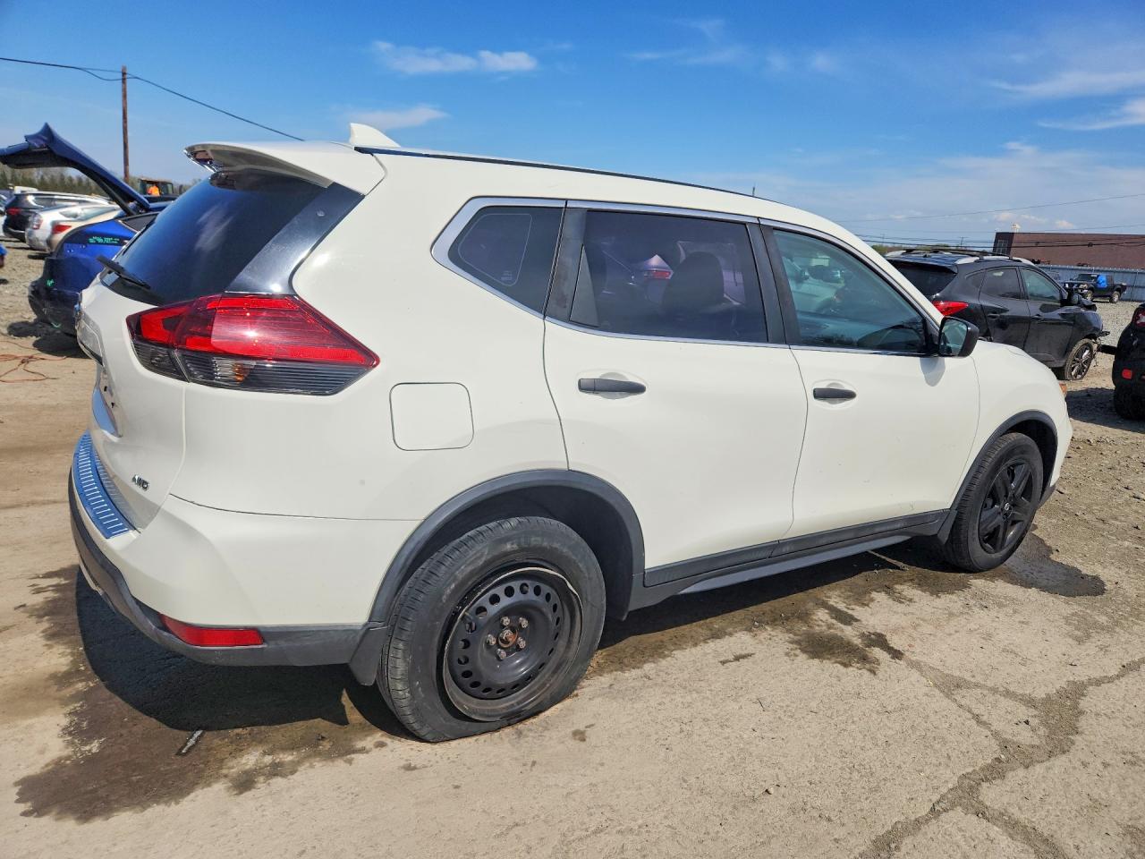 2017 NISSAN ROGUE S photo 7