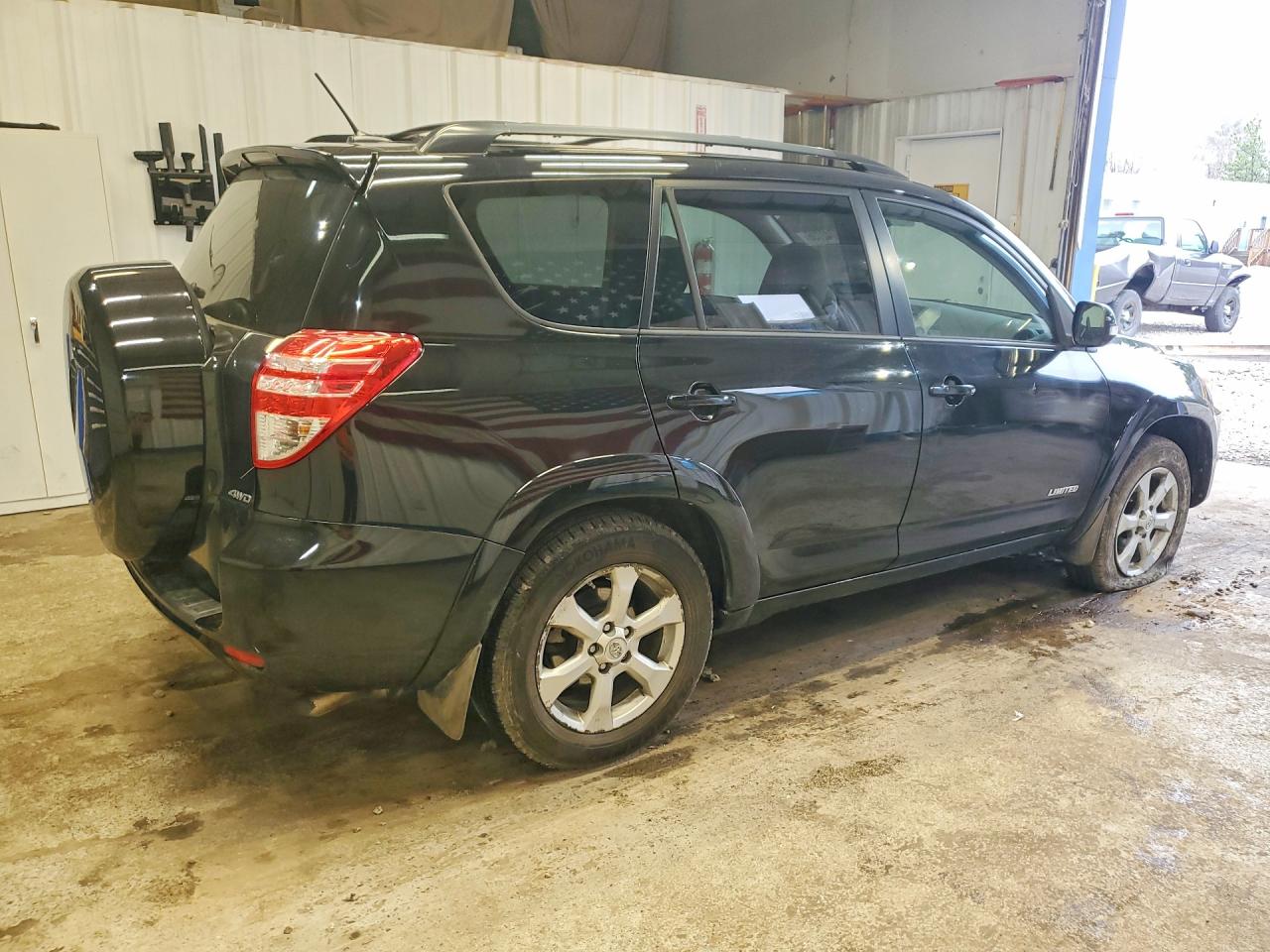 2010 TOYOTA RAV4 LIMITED photo 7