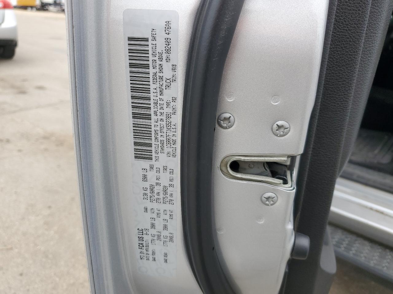 2019 RAM 1500 CLASSIC TRADESMAN photo 12