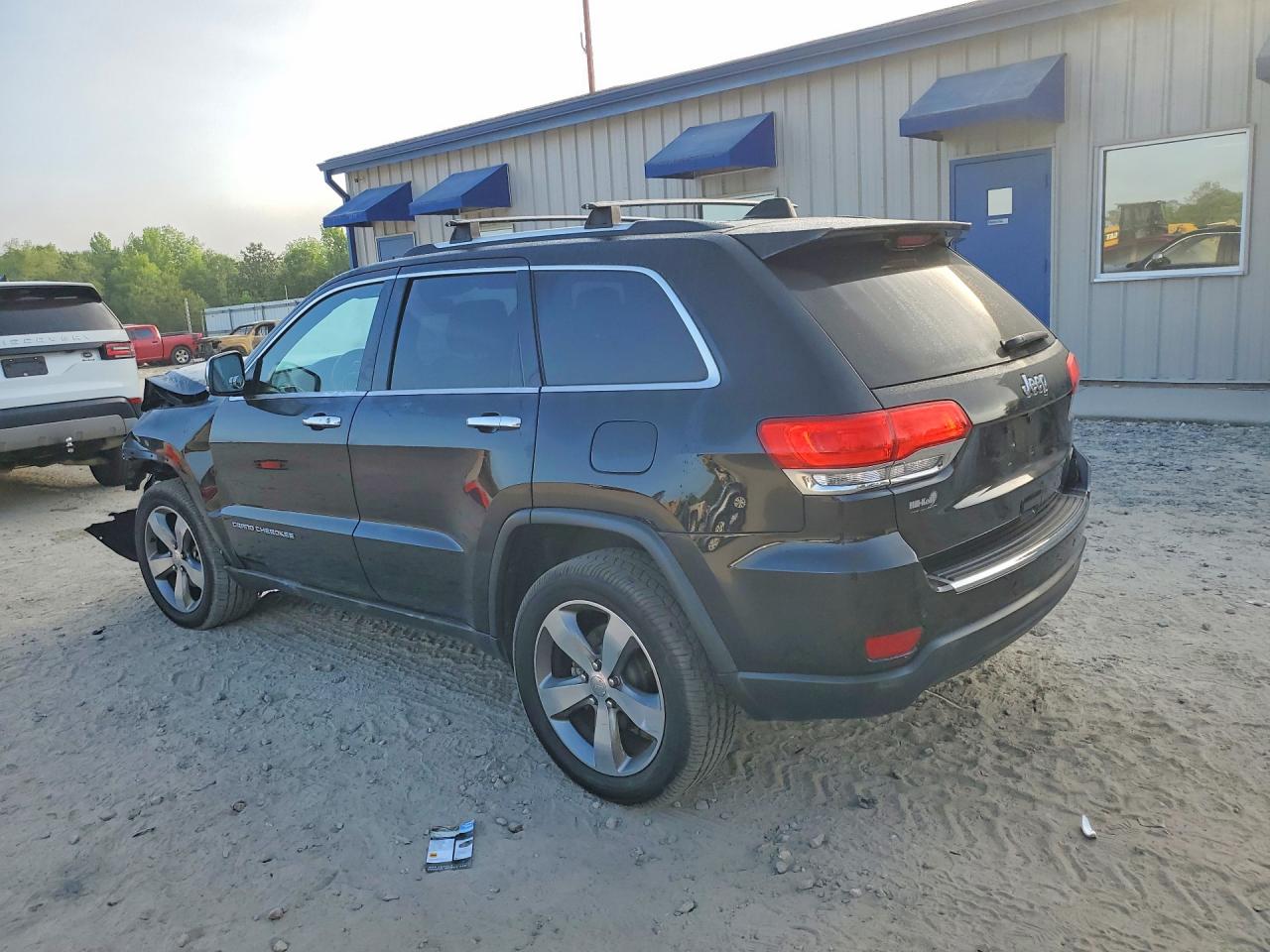2015 JEEP GRAND CHEROKEE LIMITED photo 3