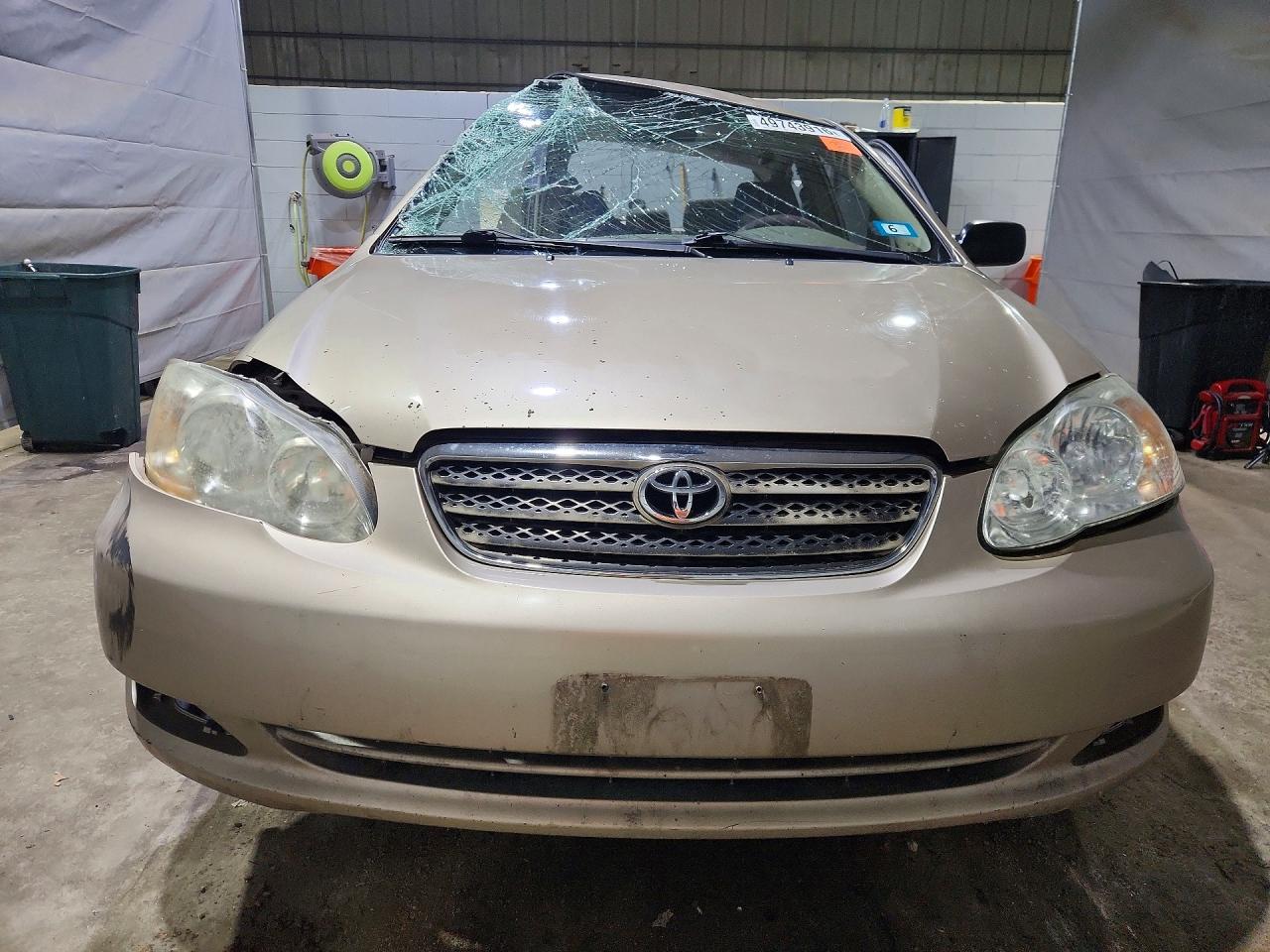 2005 TOYOTA COROLLA CE photo 9