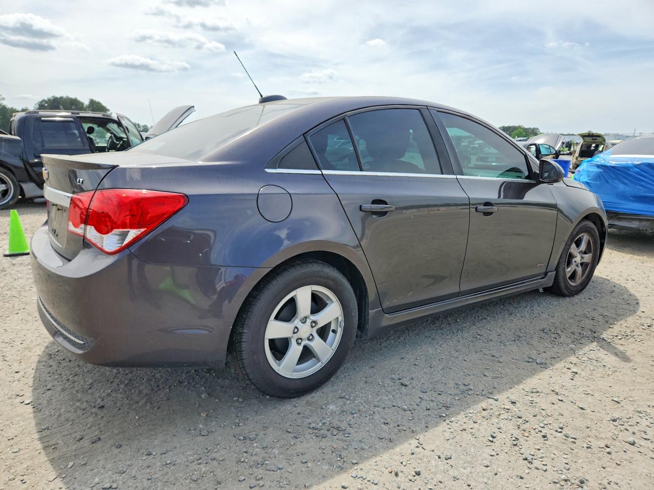 2016 CHEVROLET CRUZE LIMITED LT photo 5