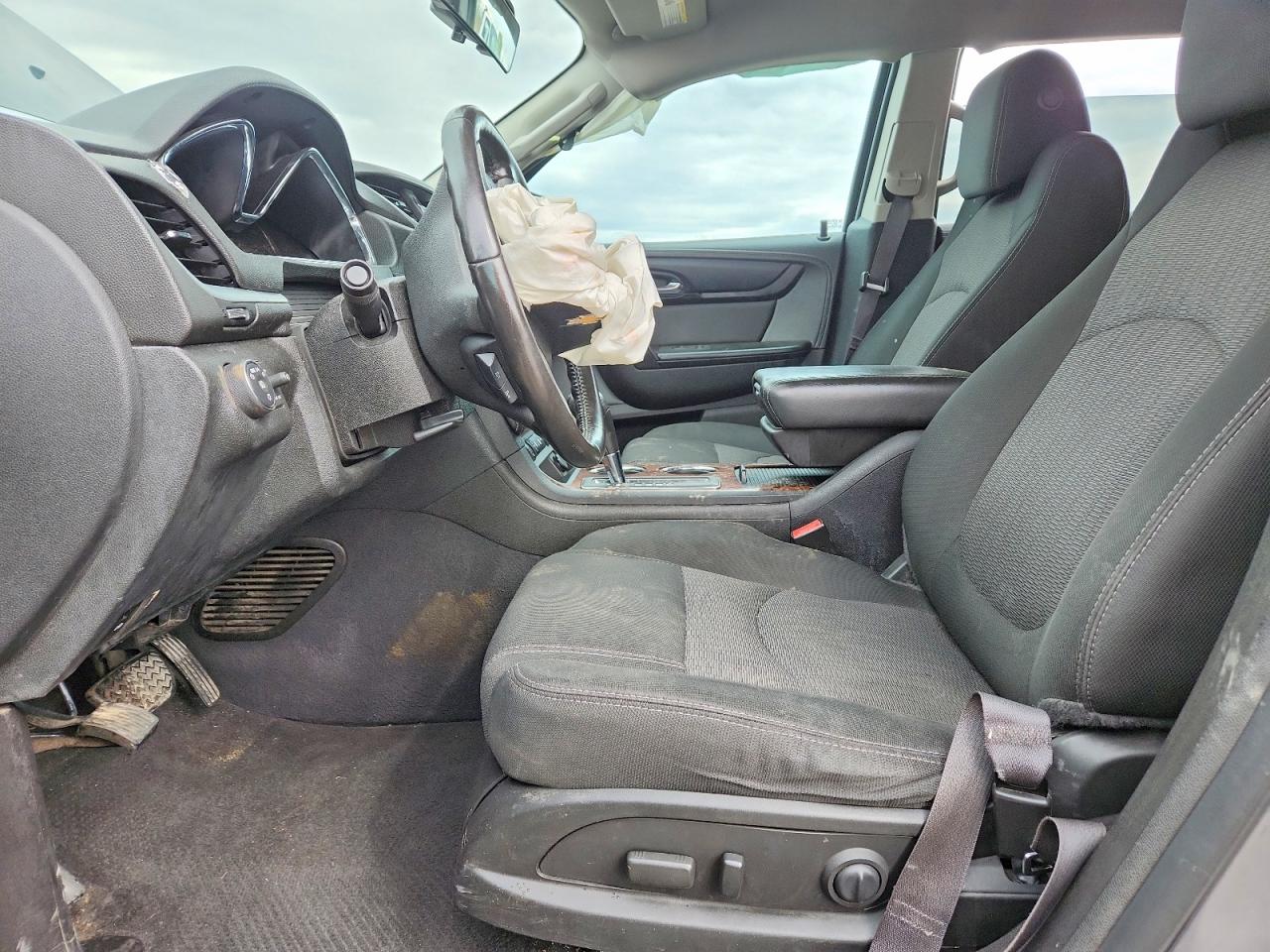 2014 CHEVROLET TRAVERSE LT photo 7