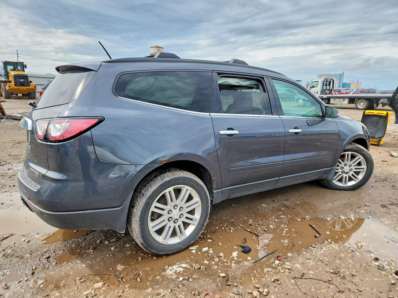 2014 CHEVROLET TRAVERSE LT photo 3