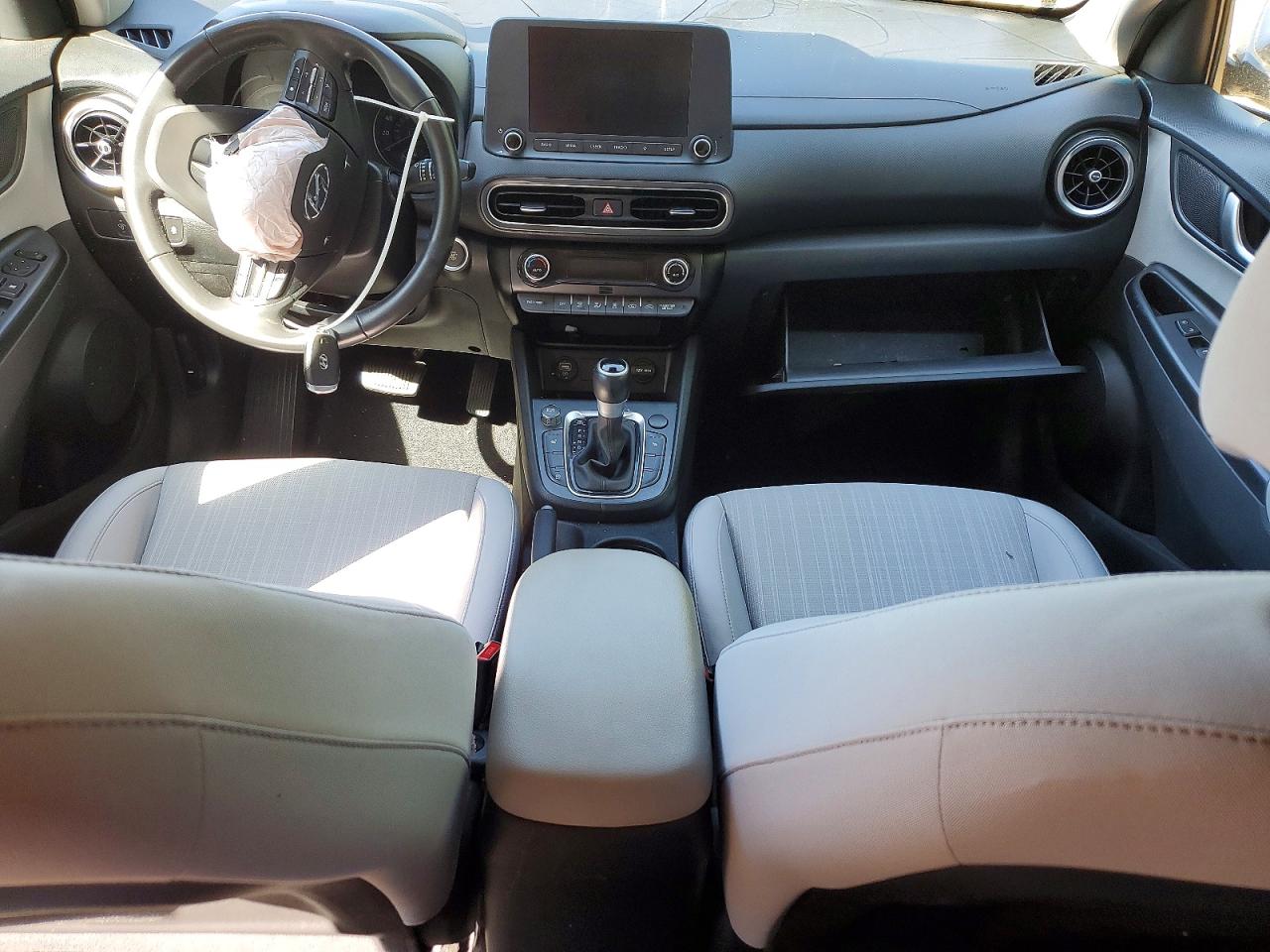 2022 HYUNDAI KONA SEL photo 15