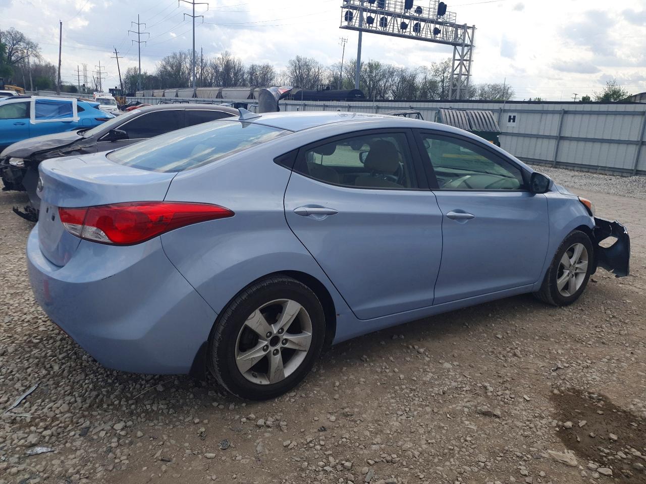 2013 HYUNDAI ELANTRA GLS photo 7
