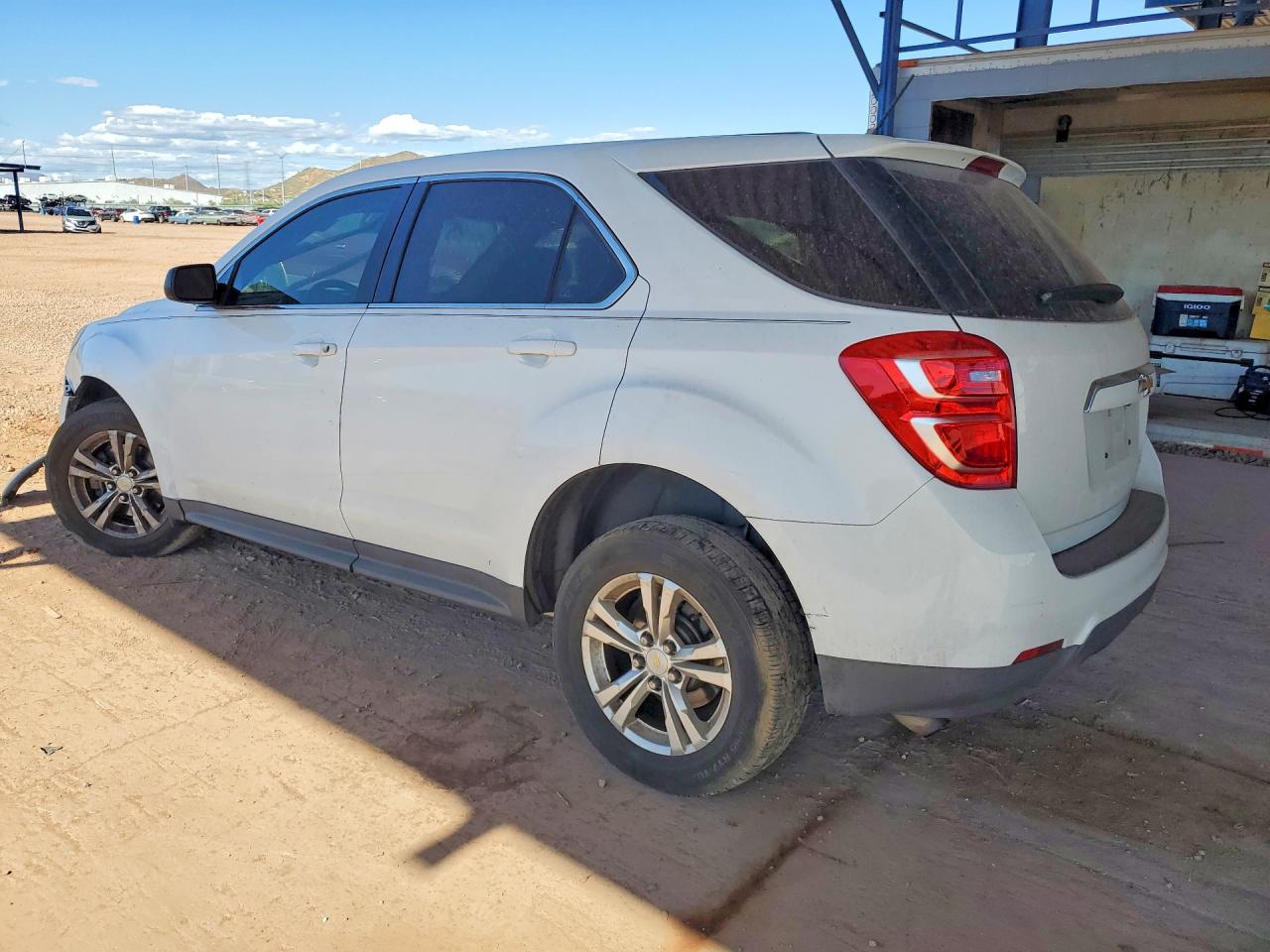 2016 CHEVROLET EQUINOX LS photo 2