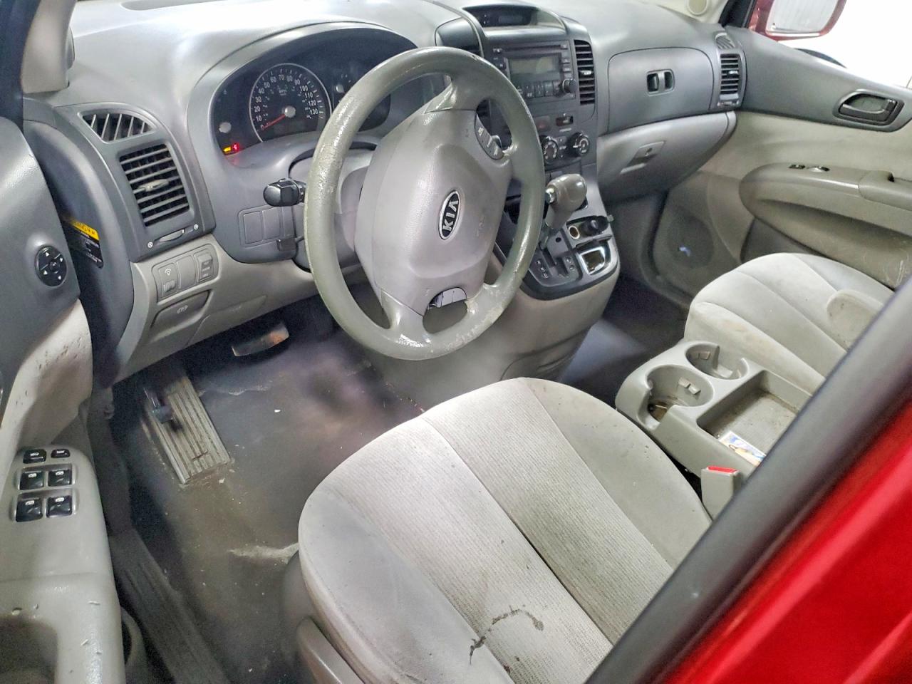 2008 KIA SEDONA LX photo 22