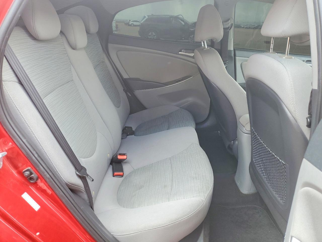 2016 HYUNDAI ACCENT SE photo 19