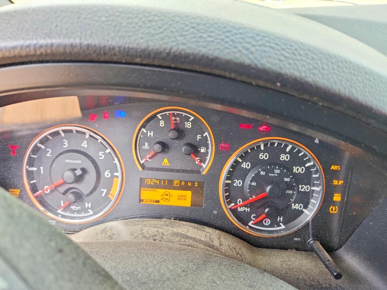 2010 NISSAN ARMADA SE photo 17