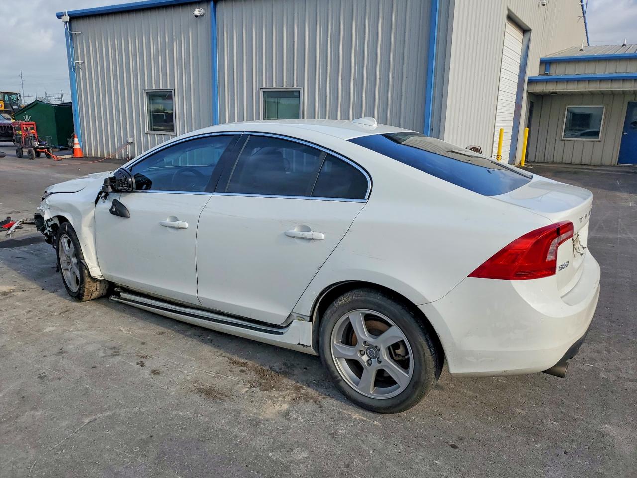 2013 VOLVO S60 T5 photo 3