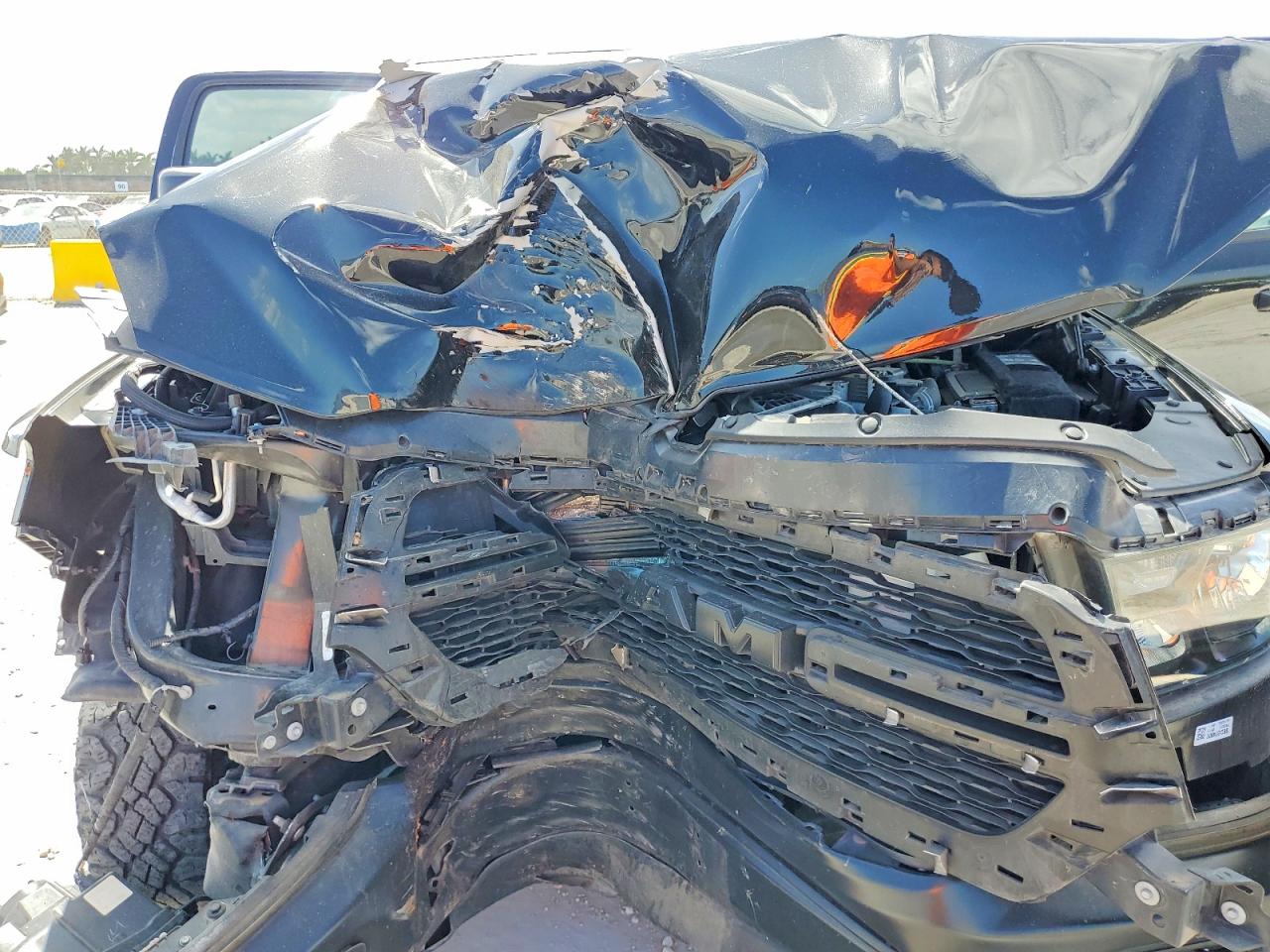 2023 RAM 1500 TRADESMAN photo 31