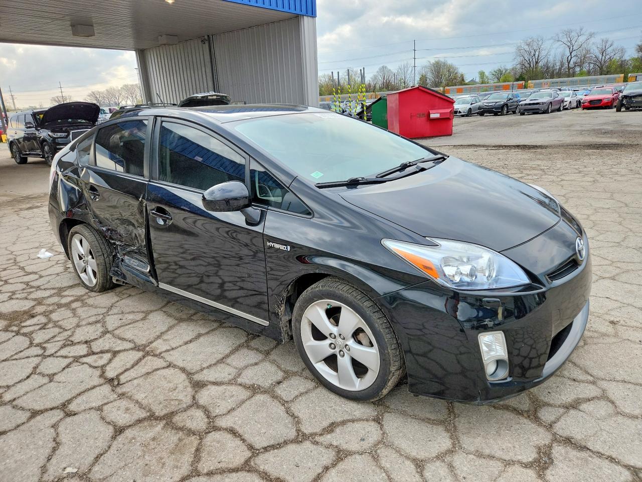 2011 TOYOTA PRIUS FIVE photo 10