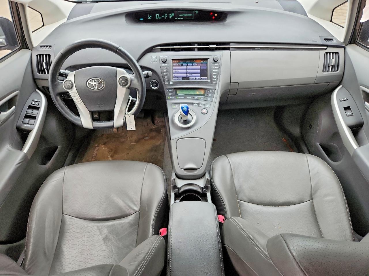 2011 TOYOTA PRIUS FIVE photo 22