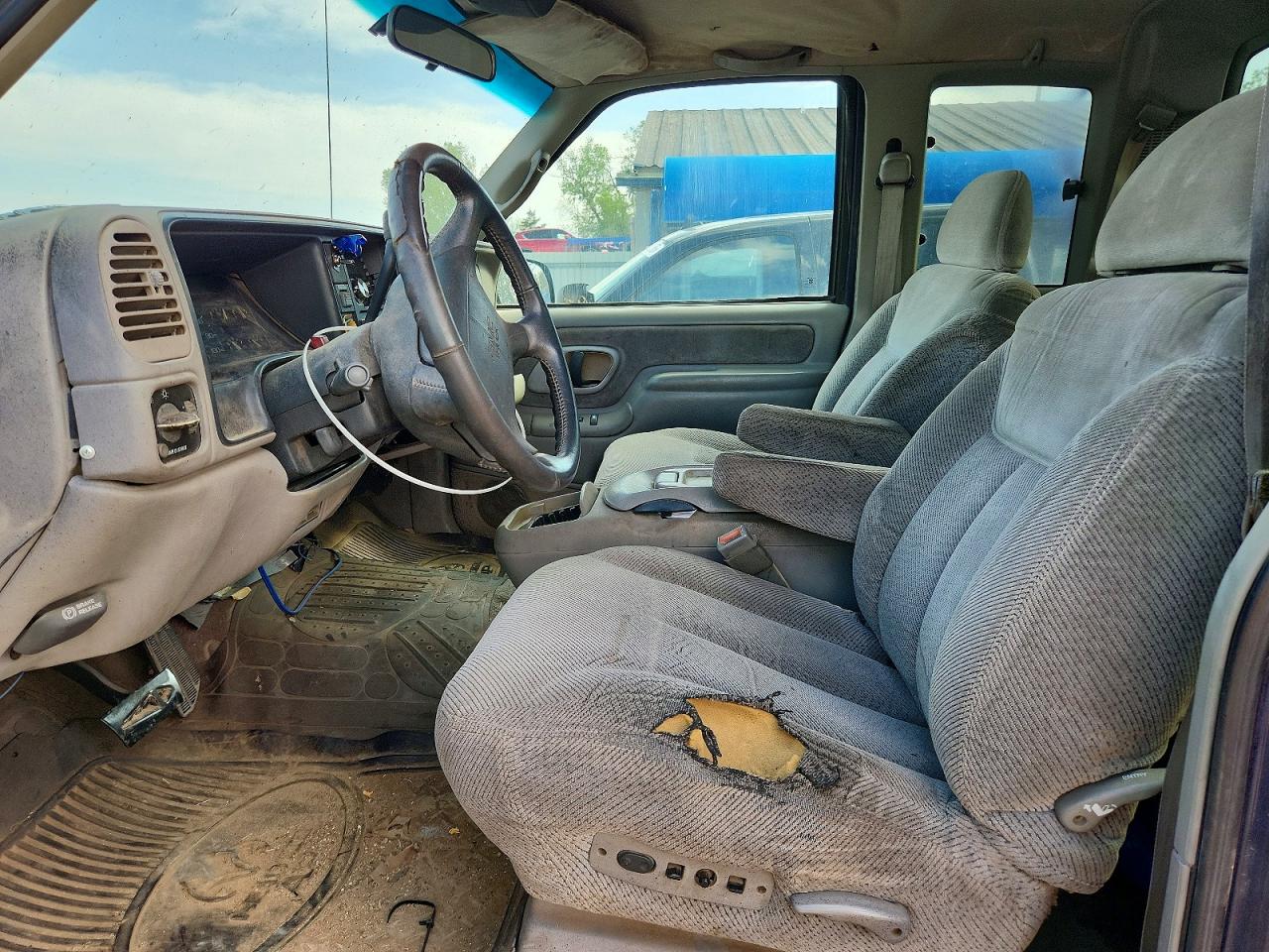1997 GMC SIERRA K1500 photo 13