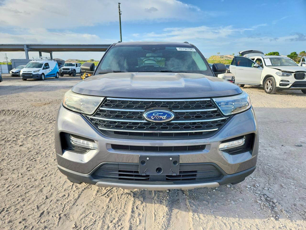 2021 FORD EXPLORER XLT photo 9