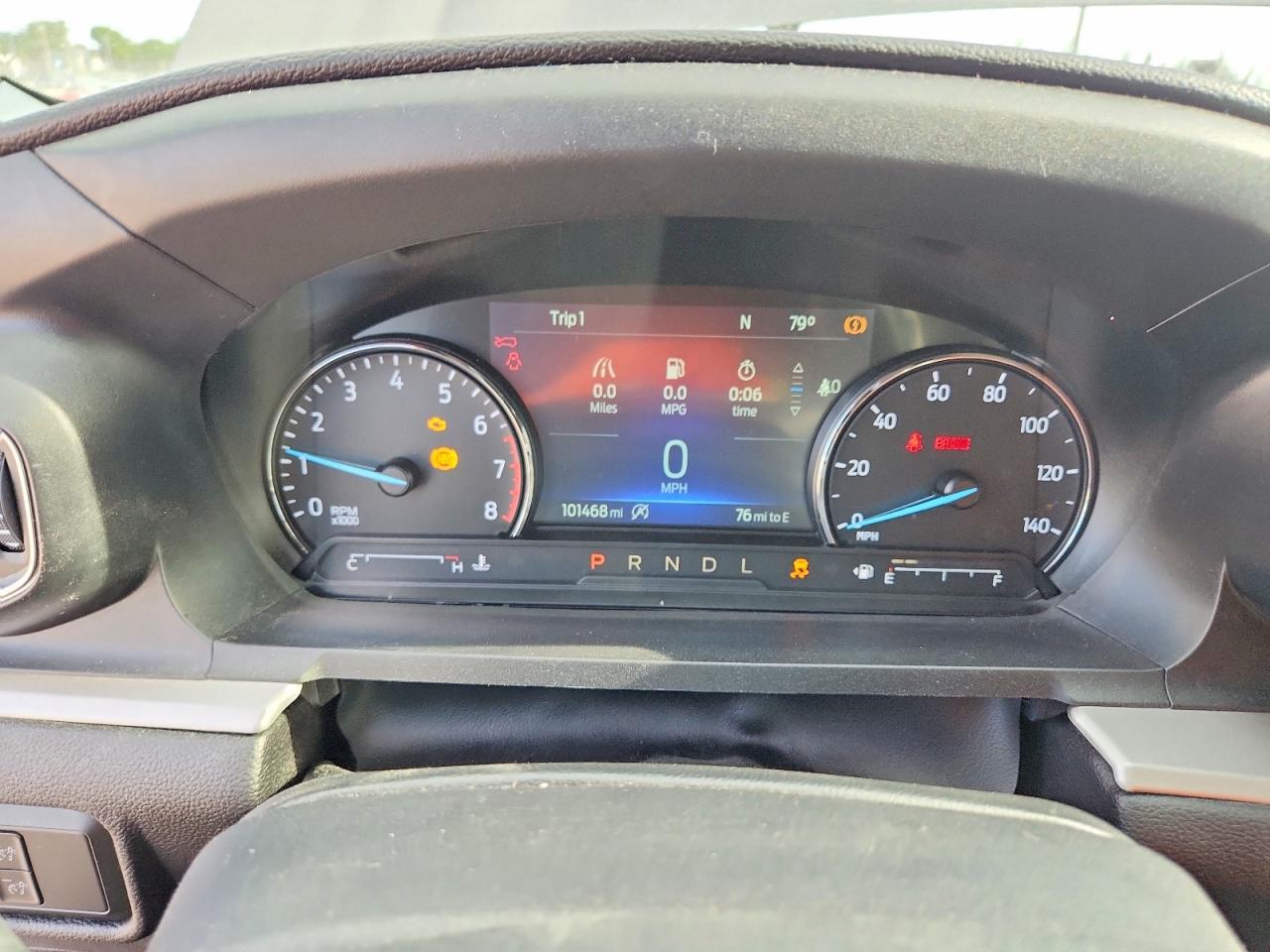 2021 FORD EXPLORER XLT photo 17