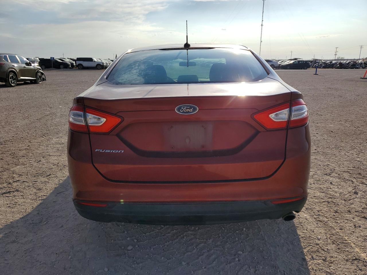 2014 FORD FUSION S photo 16