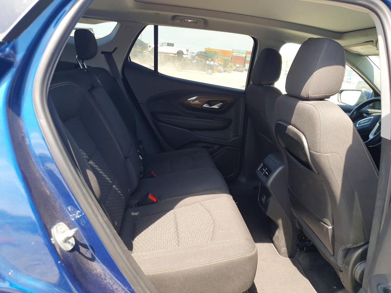 2020 GMC TERRAIN SLE photo 31