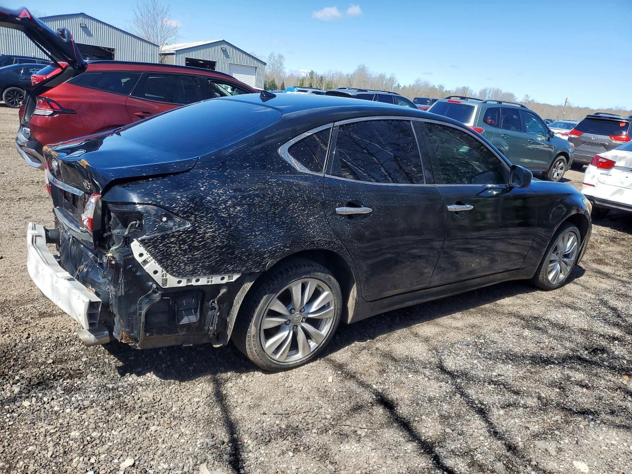 2011 INFINITI M37 X photo 3