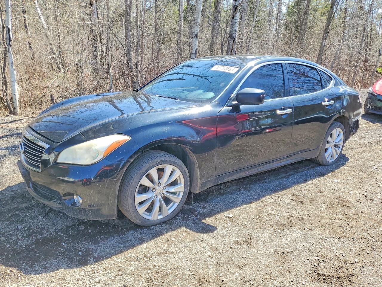2011 INFINITI M37