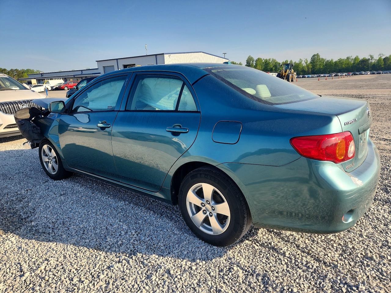 2010 TOYOTA COROLLA photo 3
