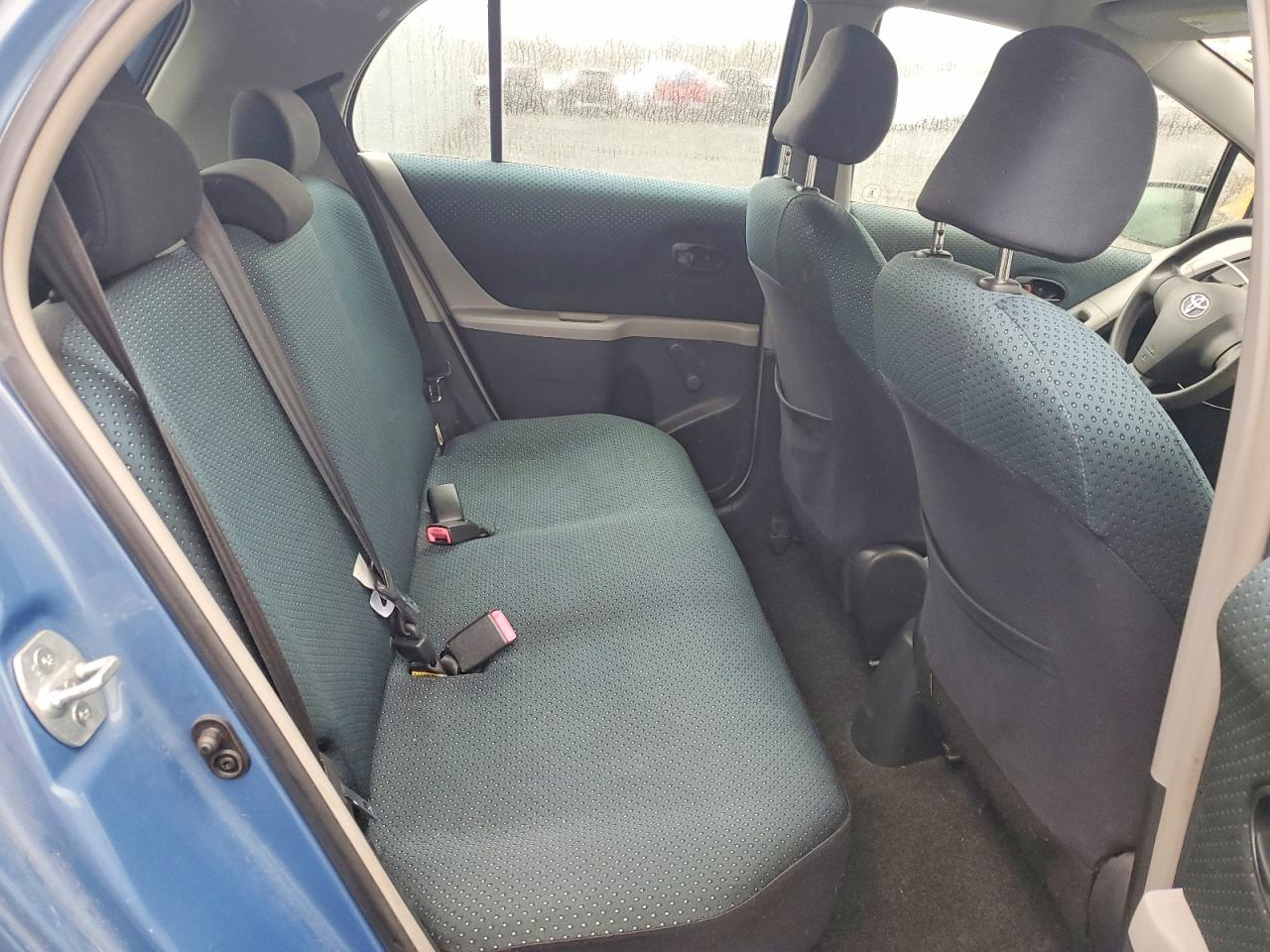 2007 TOYOTA YARIS BASE photo 19