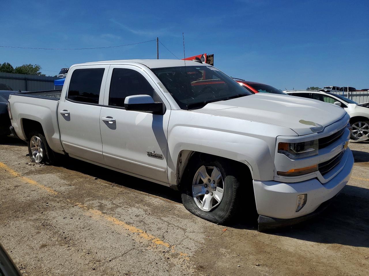 2016 CHEVROLET SILVERADO C1500 LT photo 7