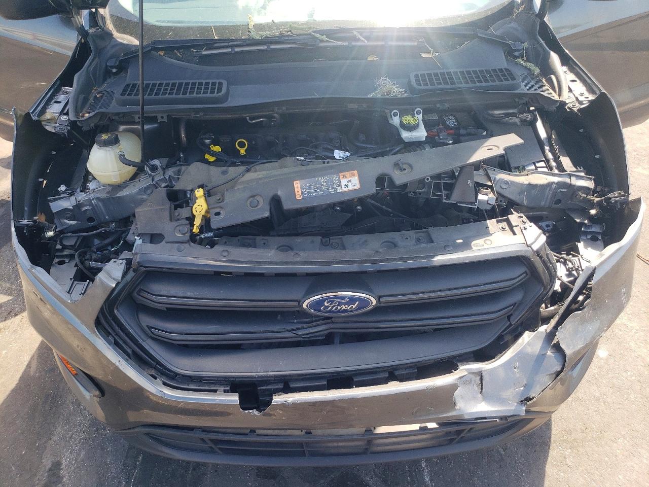 2017 FORD ESCAPE S photo 11
