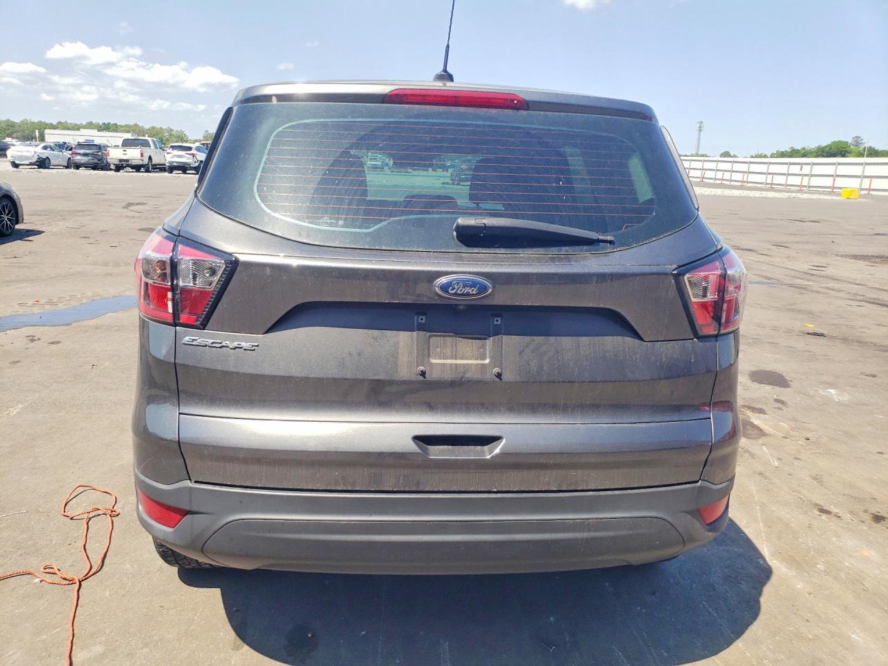 2017 FORD ESCAPE S photo 5