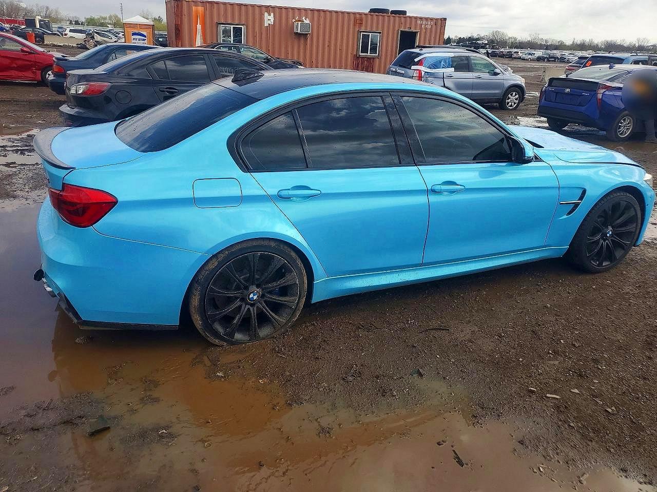 2017 BMW M3 photo 3