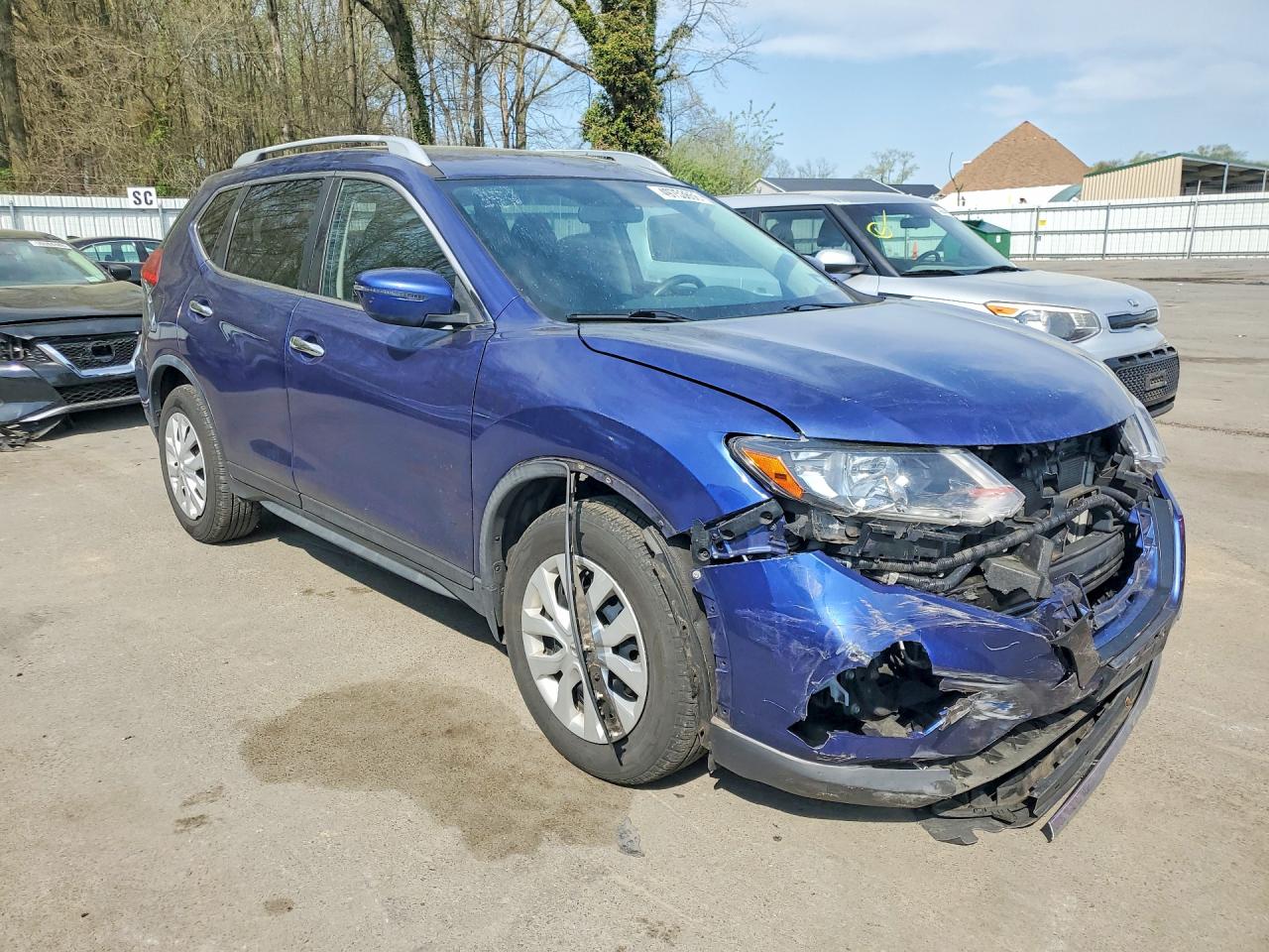 2017 NISSAN ROGUE S photo 4