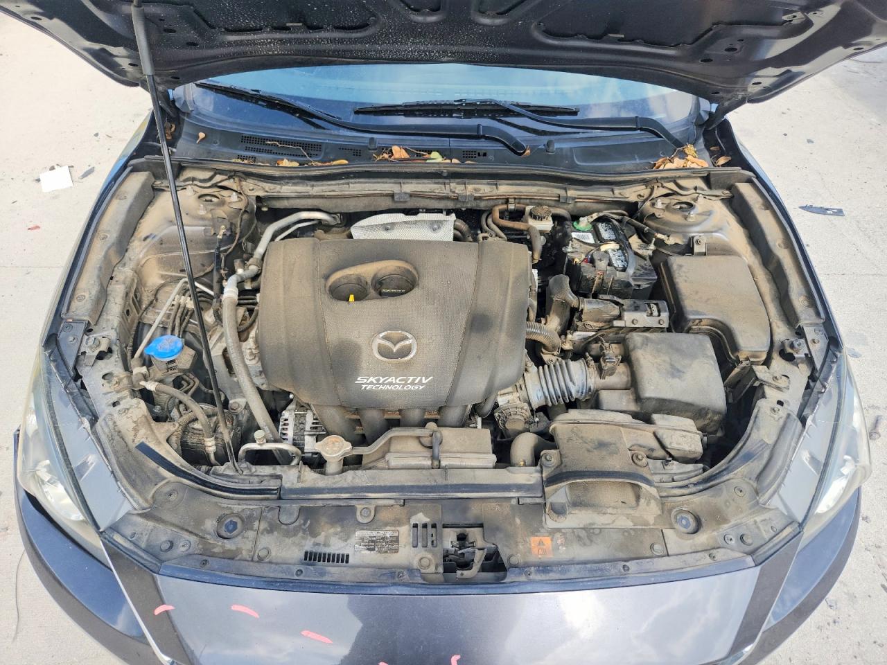2014 MAZDA 3 SV photo 31