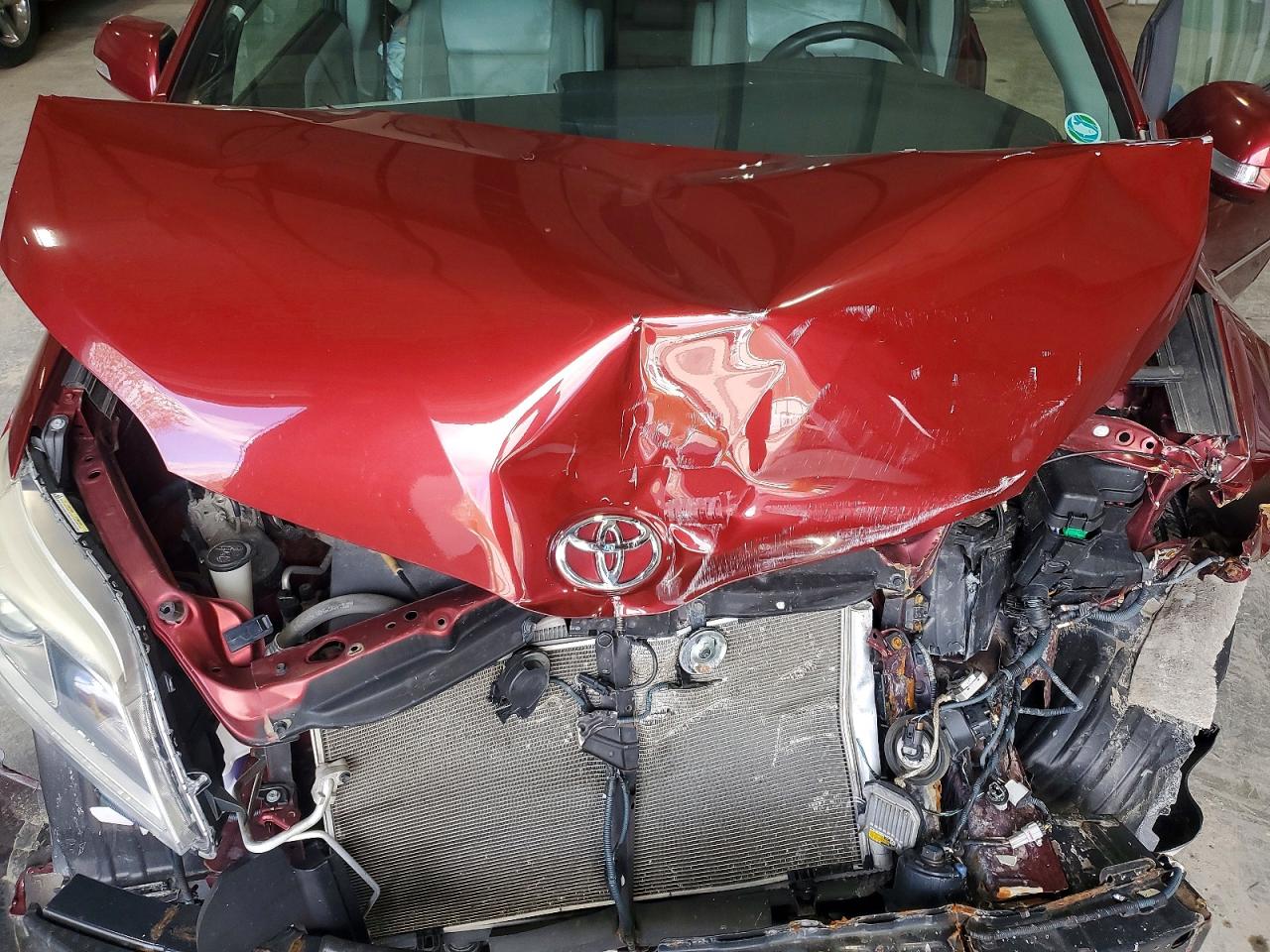 2015 TOYOTA SIENNA LIMITED PREMIUM 7-PASSENGER photo 23