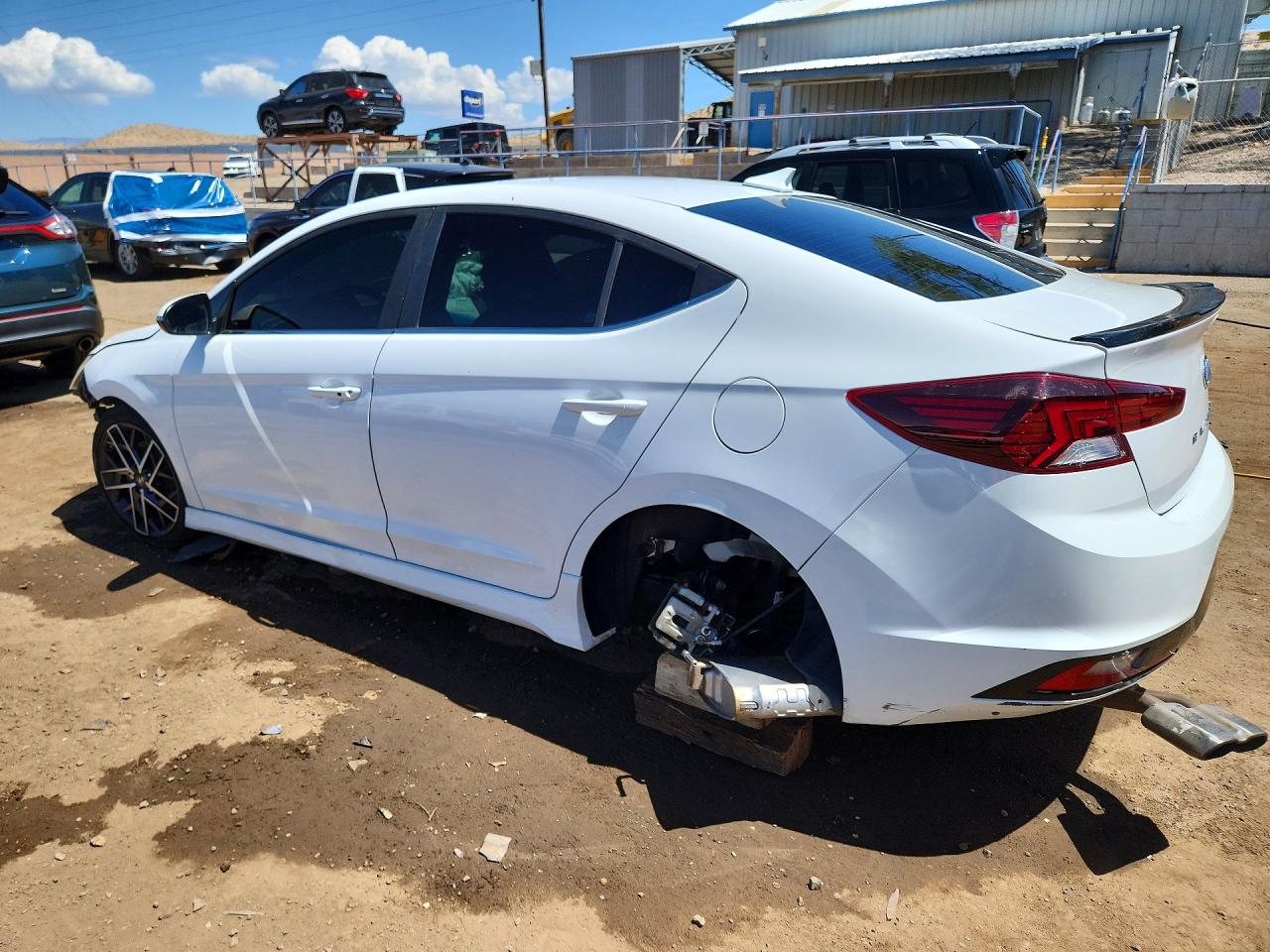 2019 HYUNDAI ELANTRA SPORT photo 4