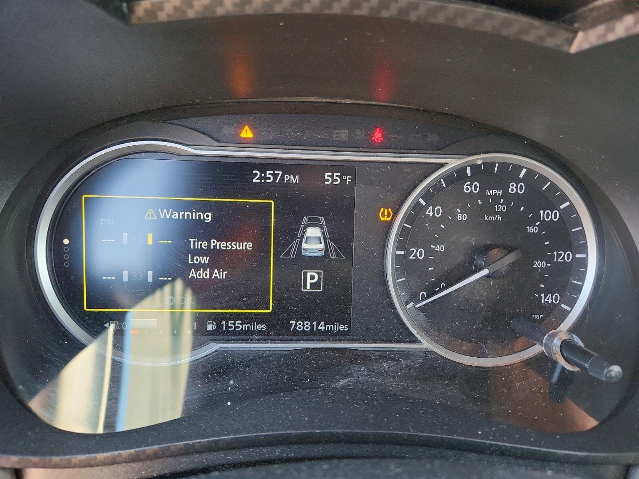 2021 NISSAN VERSA SV photo 17
