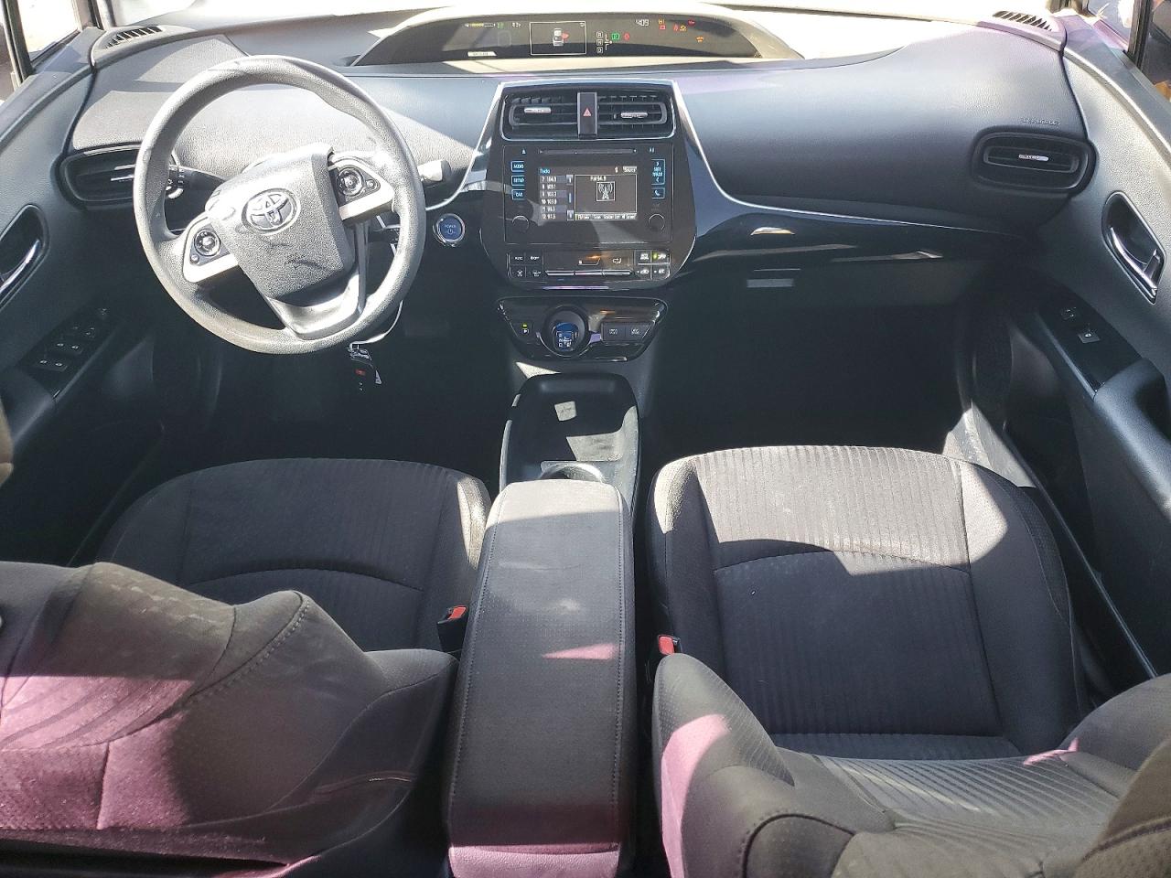 2016 TOYOTA PRIUS TWO photo 8