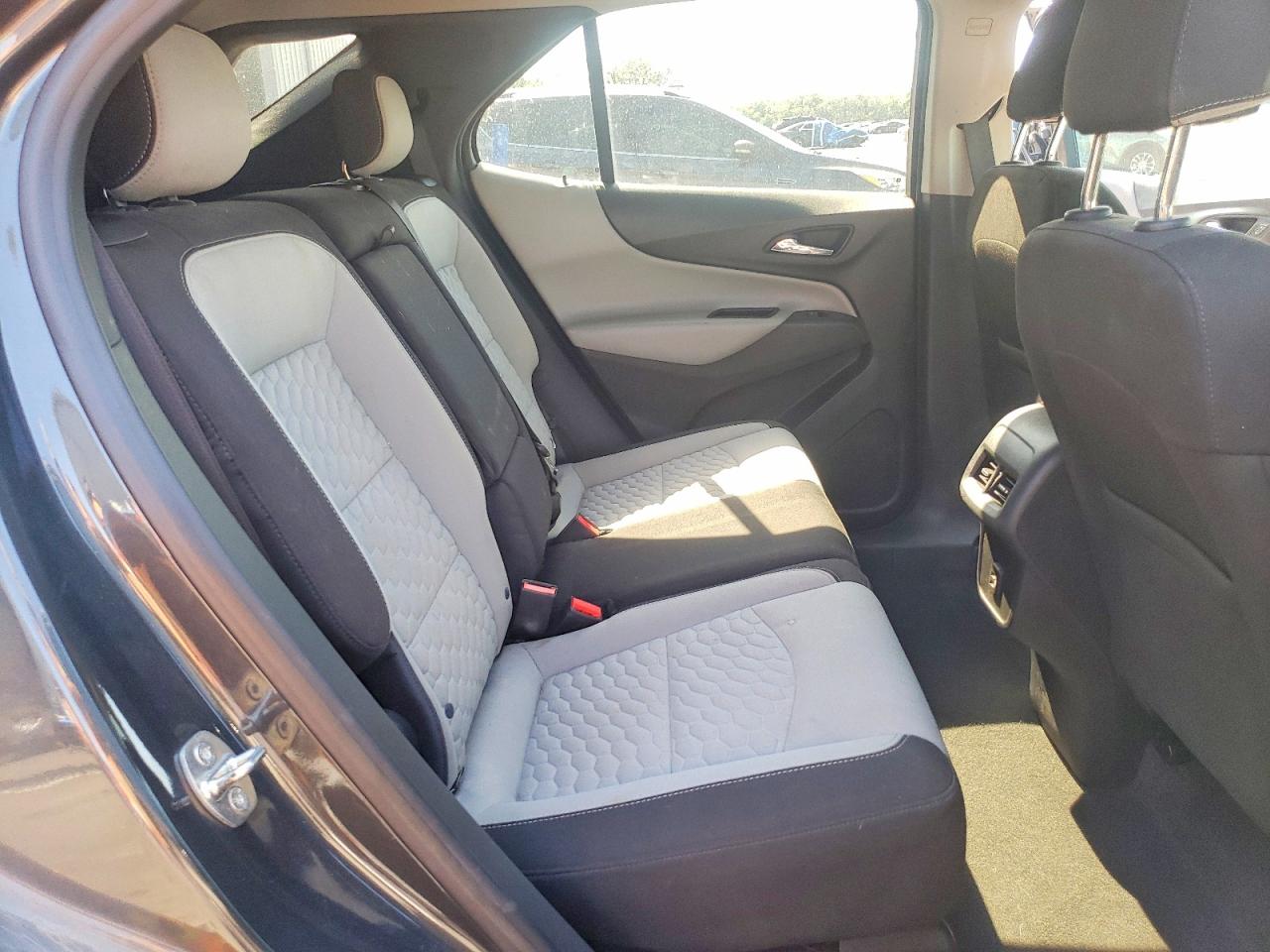 2020 CHEVROLET EQUINOX LT photo 31